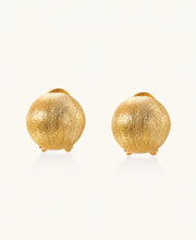 Mattgoldene Dome-Ohrclips - COCELY