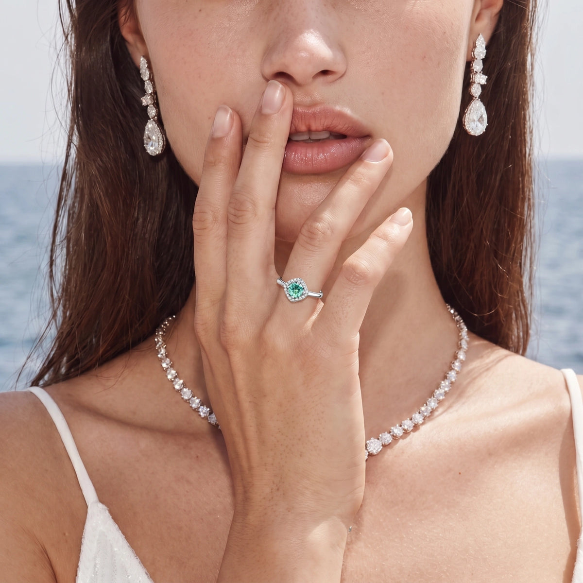 Emerald Glow Halo-Ring - COCELY