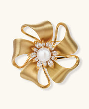 Goldene Blütenzauber Brosche - COCELY